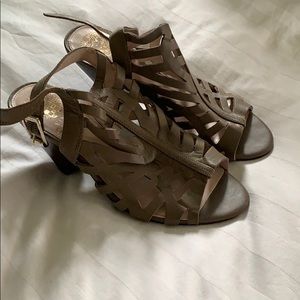 Vince Camuto nude sandal